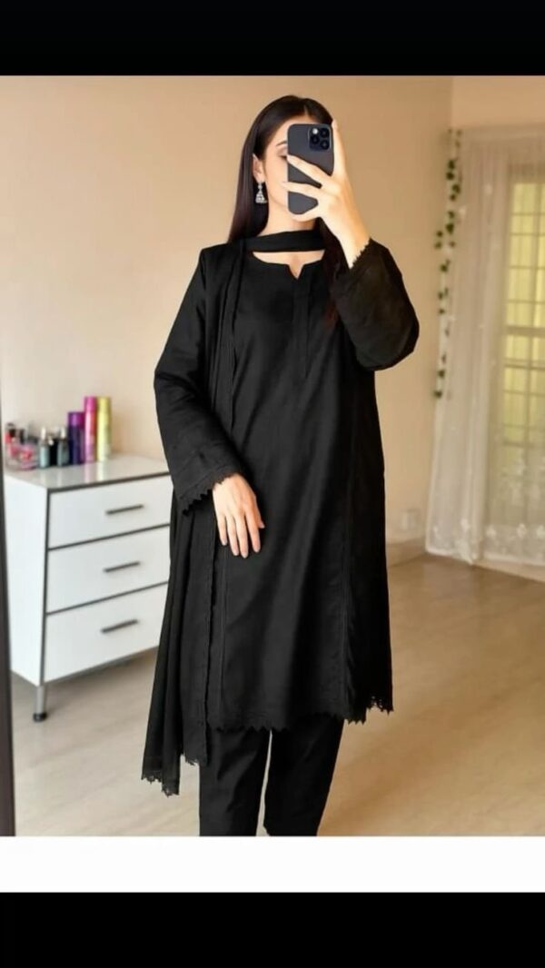 Lawn 3pcs Stitched Wear